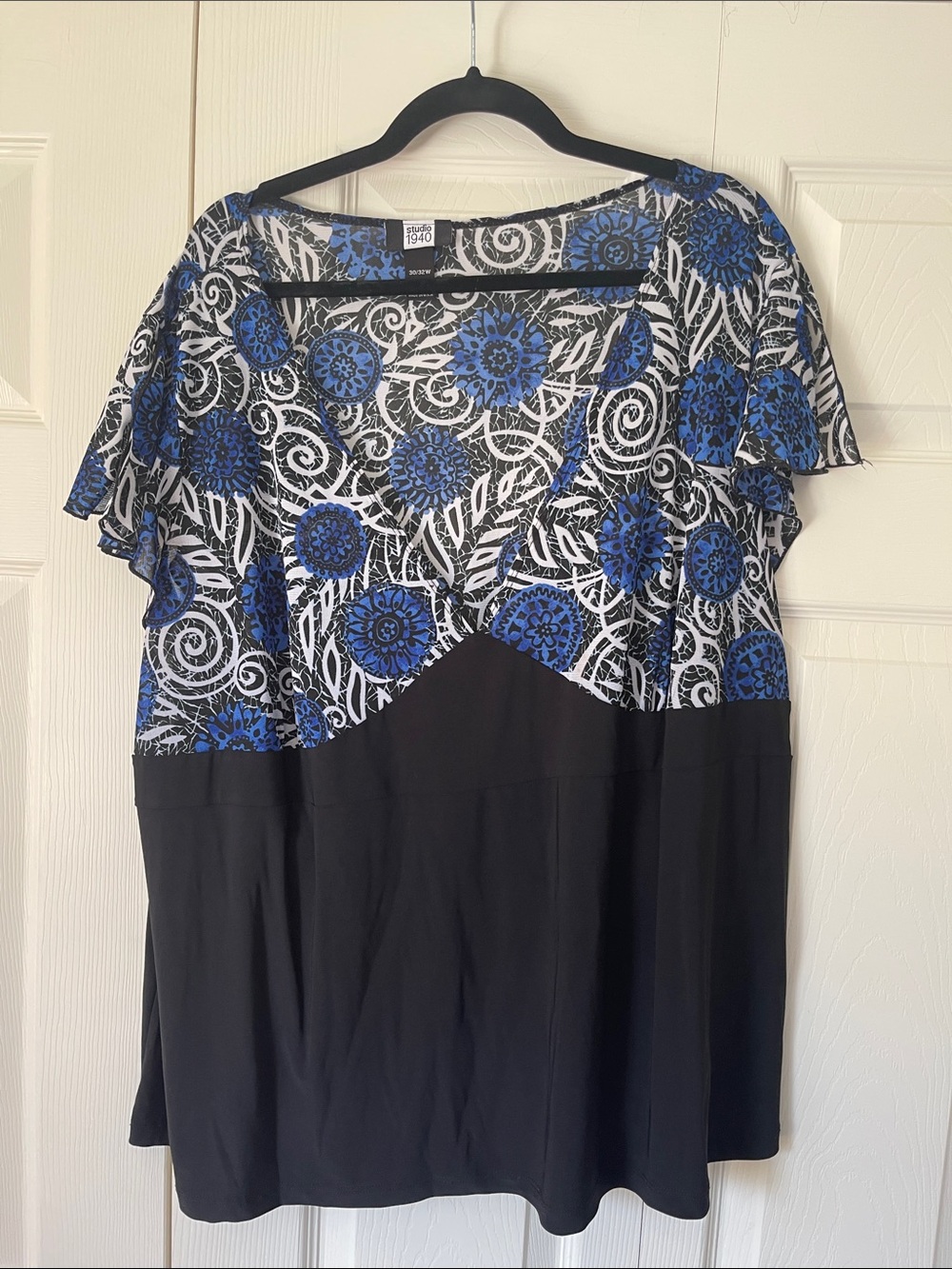 Studio 1940 Black Tunic with Blue & White Floral Bodice